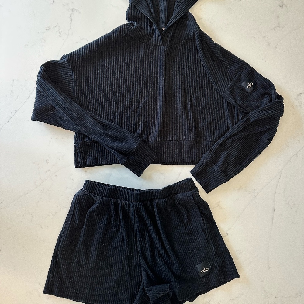 ALO Yoga muse Black Ribbed Hoodie & Shorts Set
